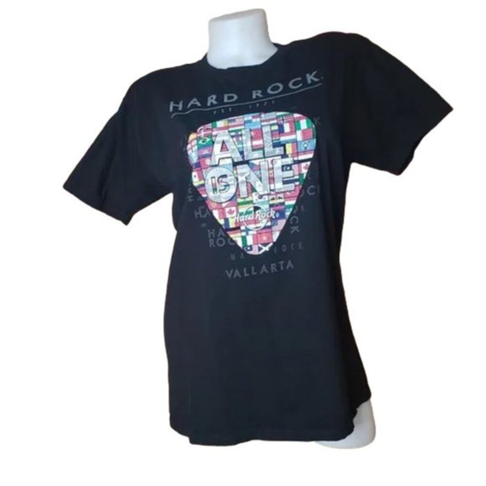 HARD ROCK CAFE VALLARTA MEXICO BLACK T SHIRT SIZE LARGE